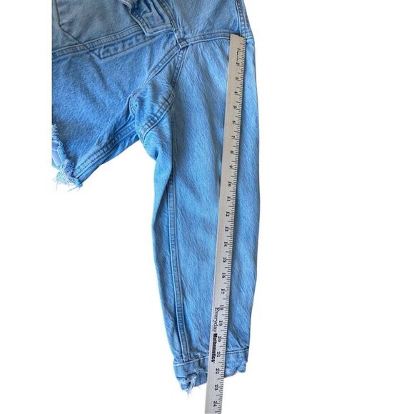 We The Free People Cropped Distressed Denim Jean Jacket size L Blue - Picture 7 of 9